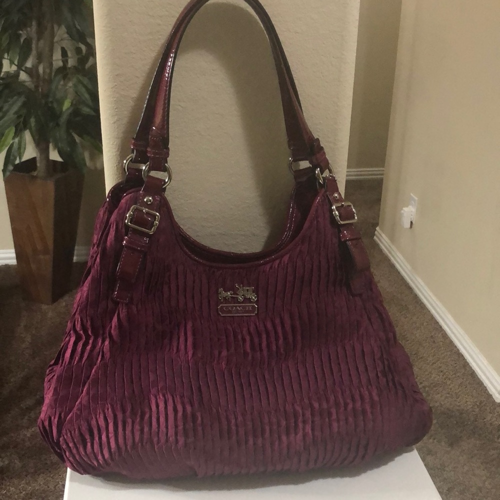 Authentic Coach handbag 👜